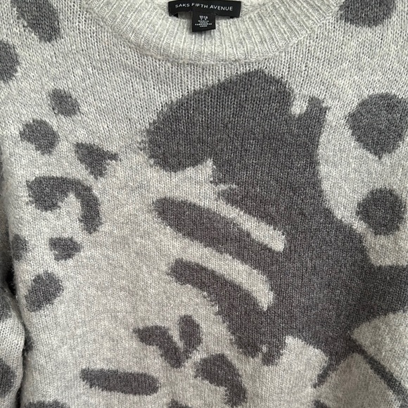 Gray Patterned Women's Sweater - Picture 3 of 4
